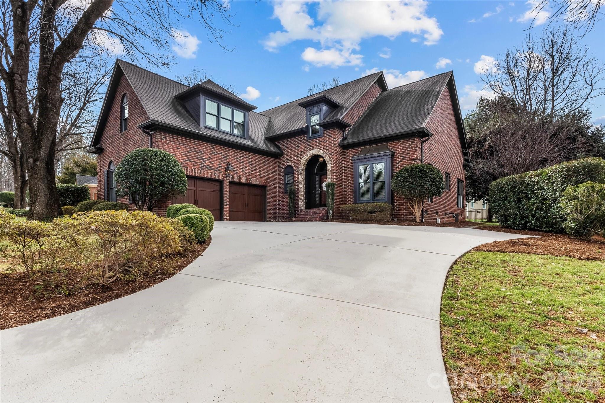 7618 Vistaview Drive