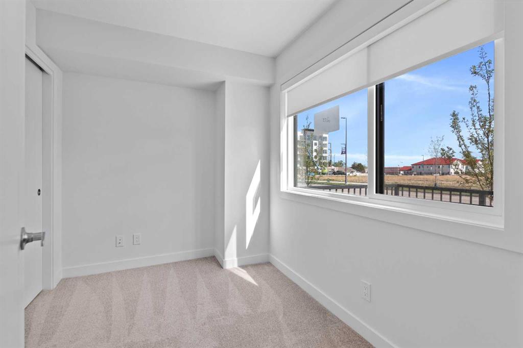 293 Dieppe Drive SW