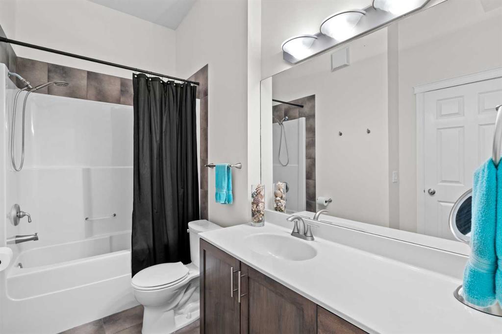2 Hemlock Crescent SW Unit: 407