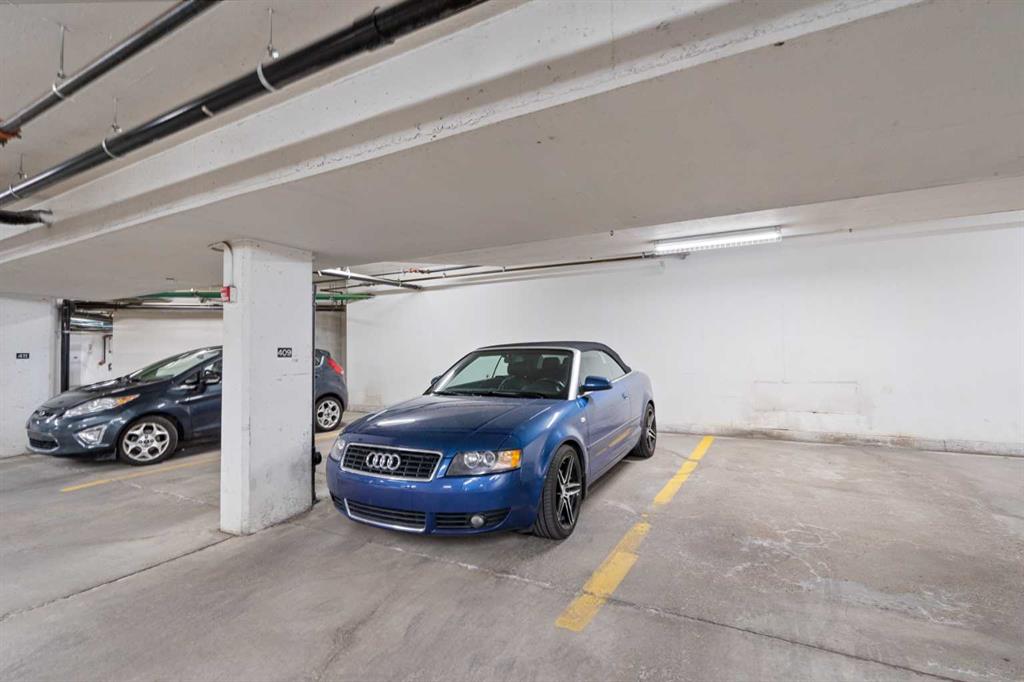 2 Hemlock Crescent SW Unit: 407