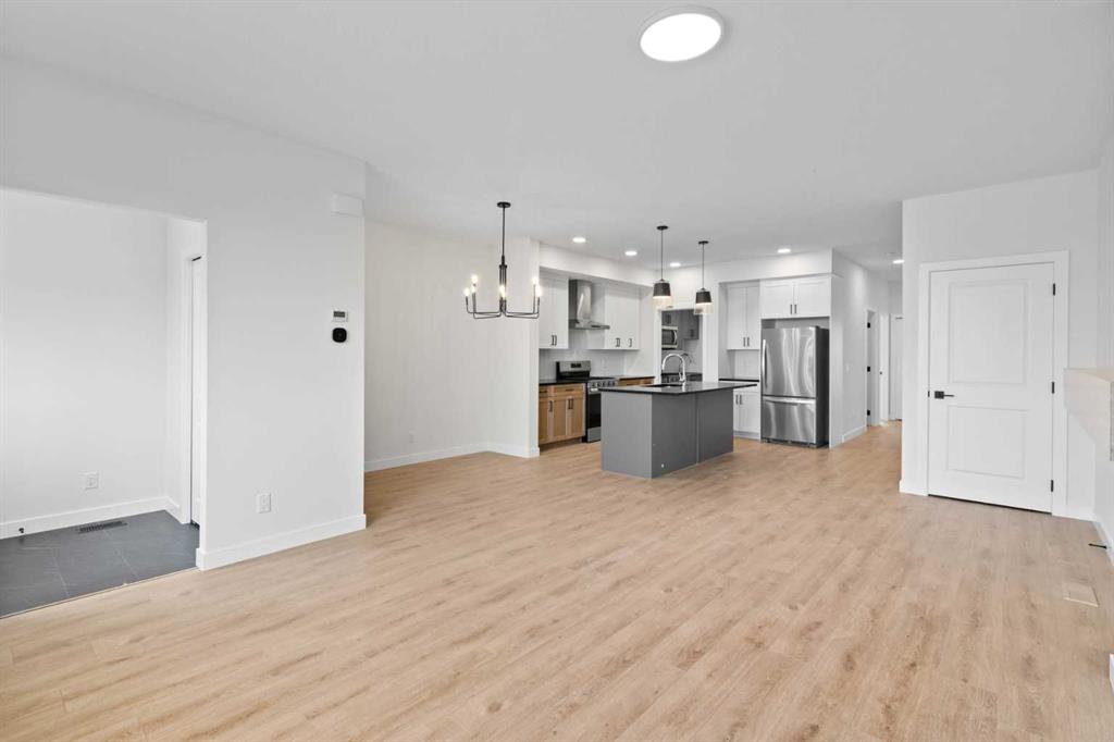 175 Belvedere Crescent SE