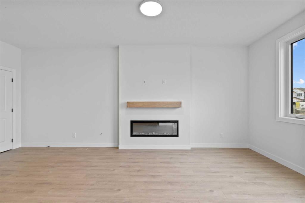 175 Belvedere Crescent SE