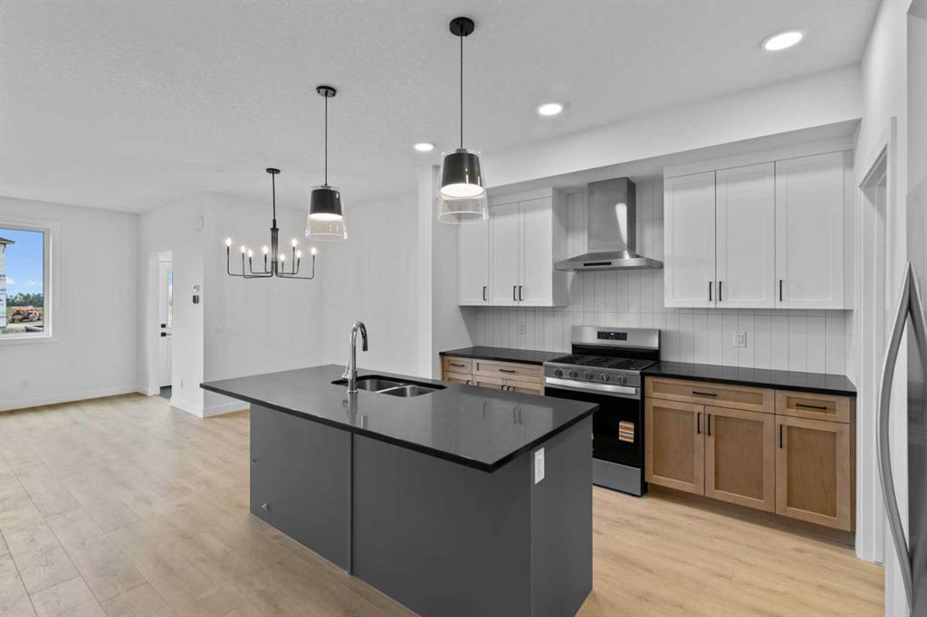 175 Belvedere Crescent SE