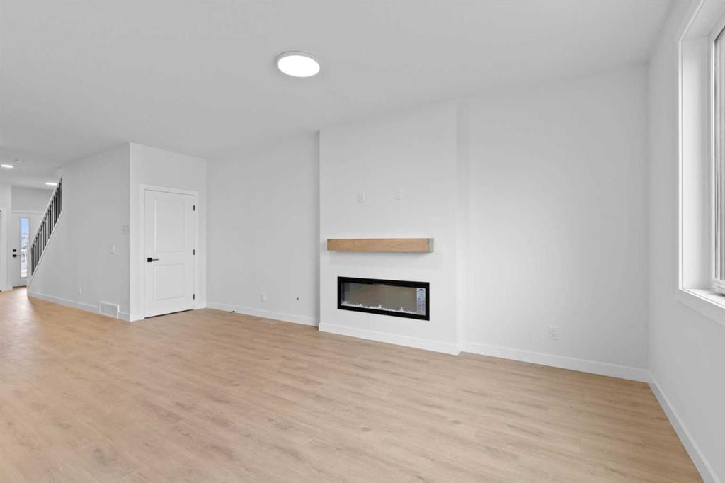 175 Belvedere Crescent SE