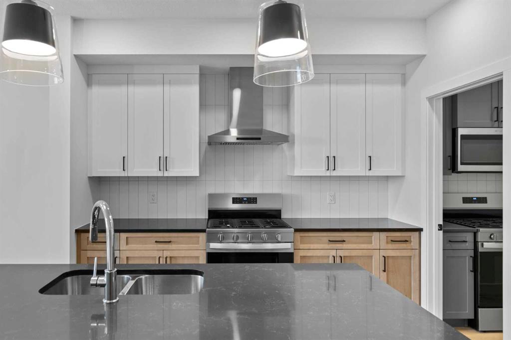 175 Belvedere Crescent SE