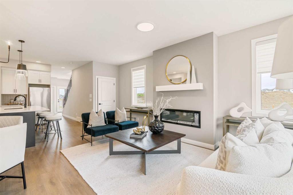 215 Belvedere Crescent SE