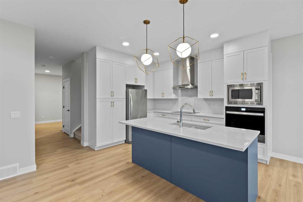 151 Belvedere Crescent SE