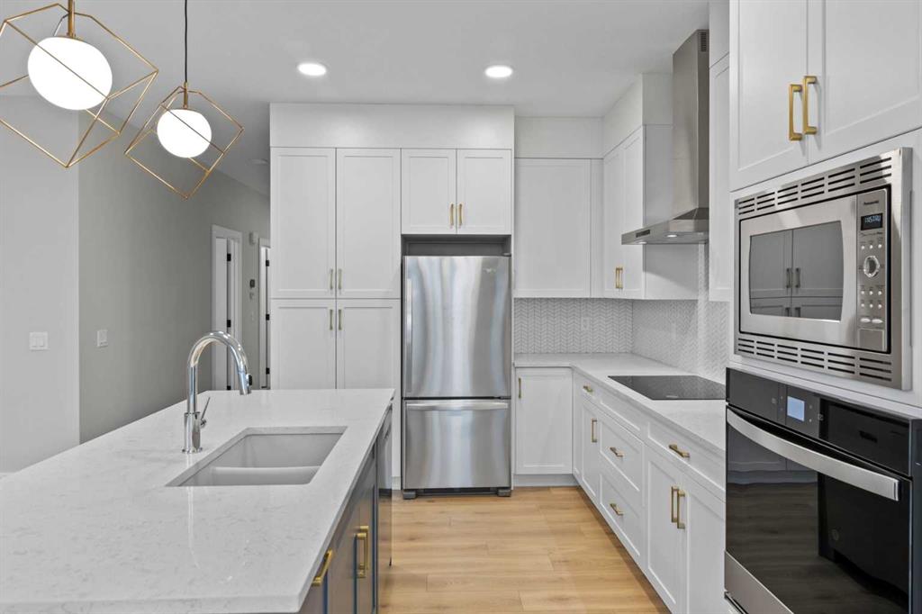 151 Belvedere Crescent SE