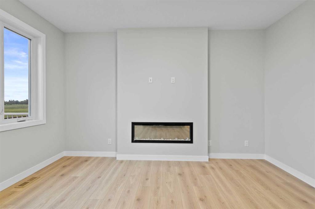 151 Belvedere Crescent SE