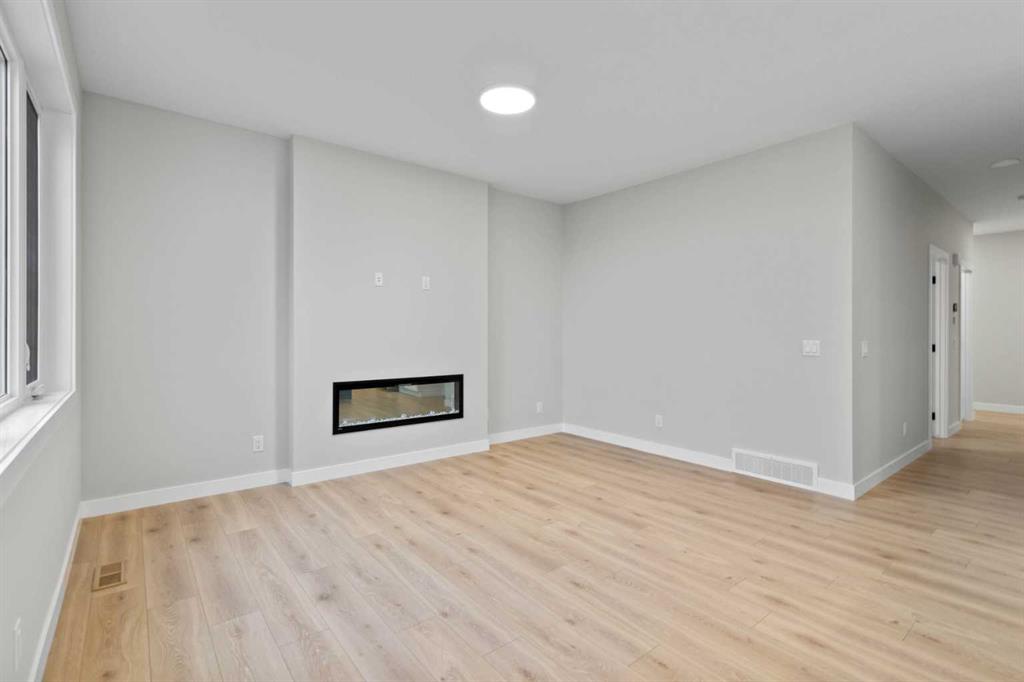 151 Belvedere Crescent SE