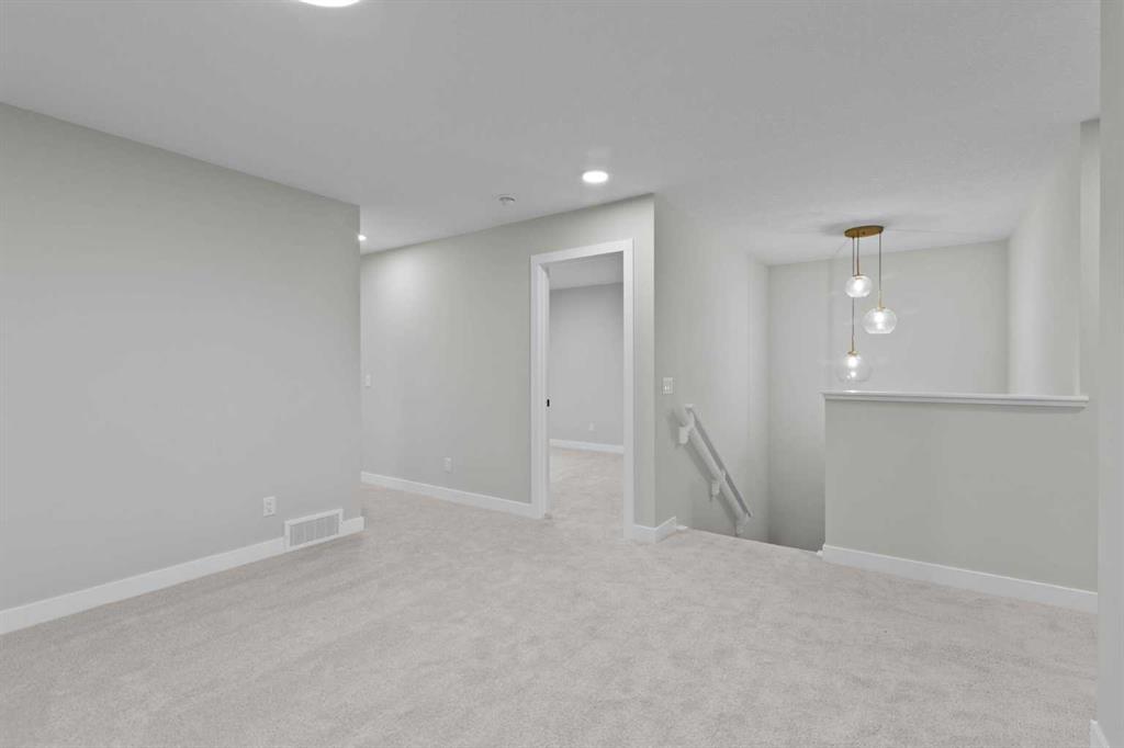 151 Belvedere Crescent SE