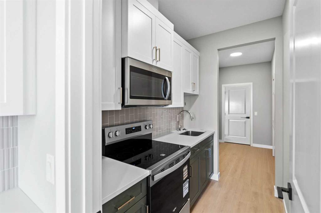 159 Belvedere Crescent SE