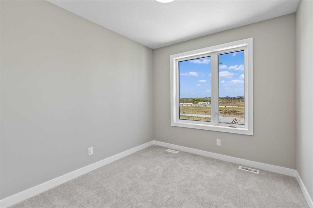 159 Belvedere Crescent SE