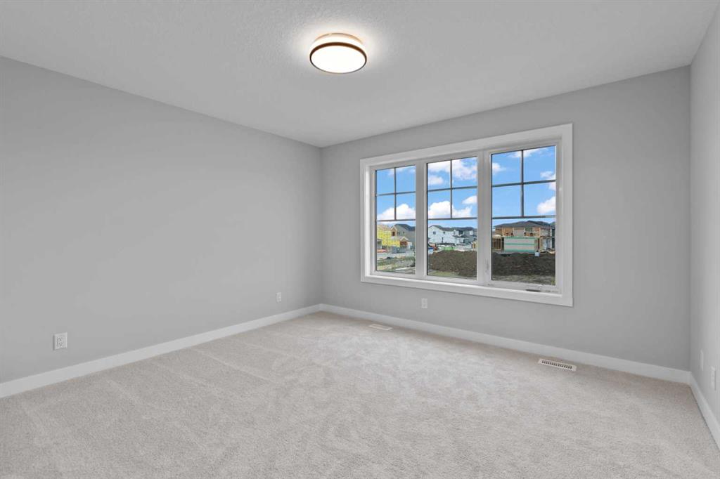 199 Belvedere Crescent SE