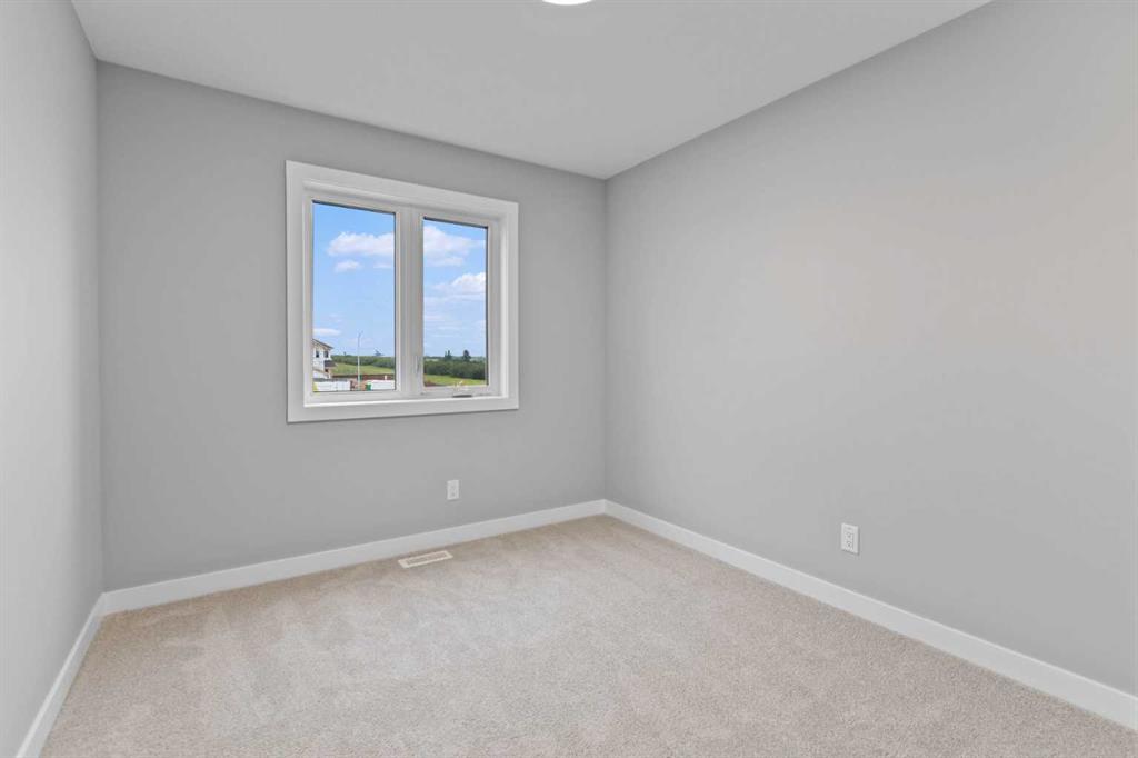 199 Belvedere Crescent SE
