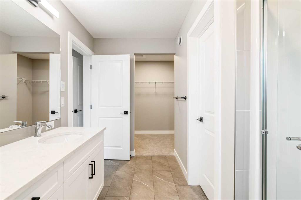 147 Belvedere Crescent SE