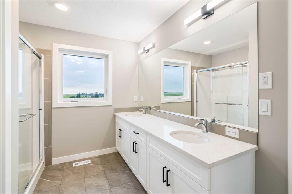 147 Belvedere Crescent SE