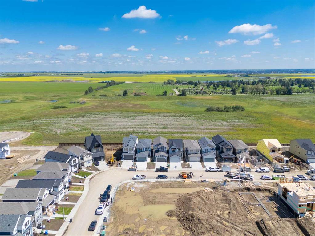 147 Belvedere Crescent SE