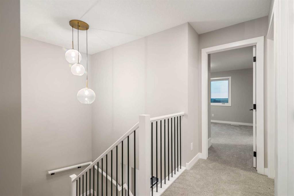 143 Belvedere Crescent SE