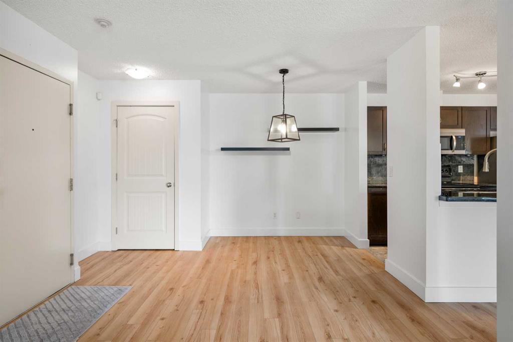 215 Village Terrace SW Unit: 2