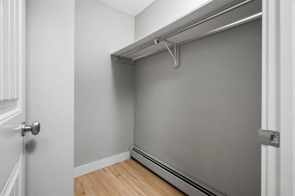 215 Village Terrace SW Unit: 2