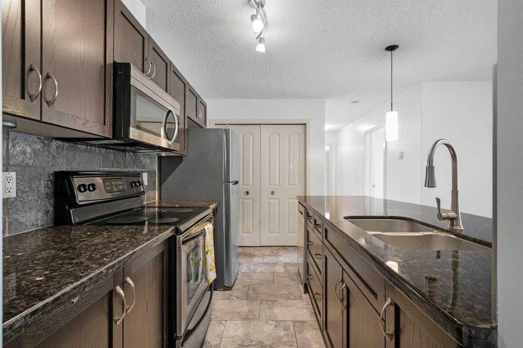 215 Village Terrace SW Unit: 2