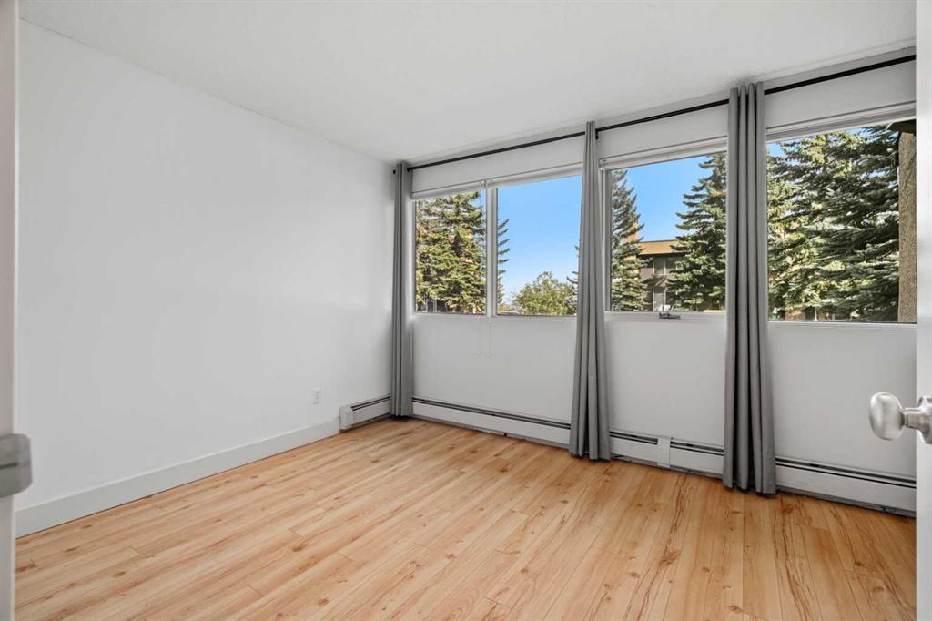 215 Village Terrace SW Unit: 2