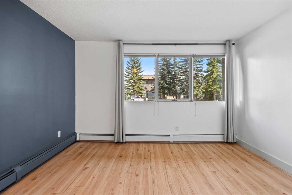 215 Village Terrace SW Unit: 2