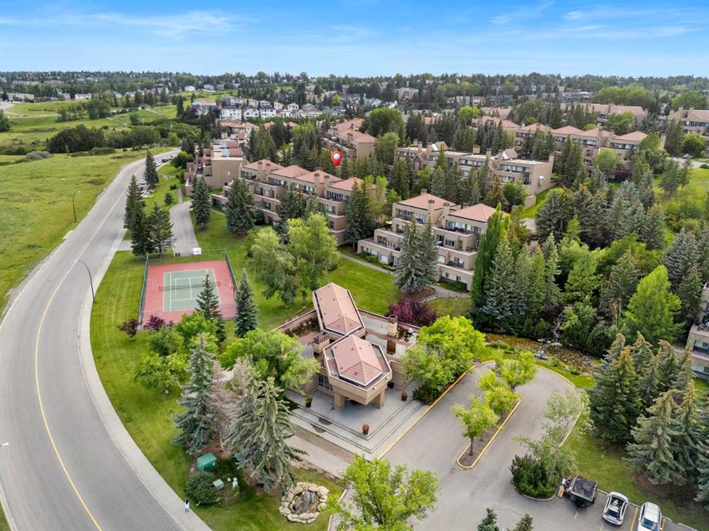 215 Village Terrace SW Unit: 2