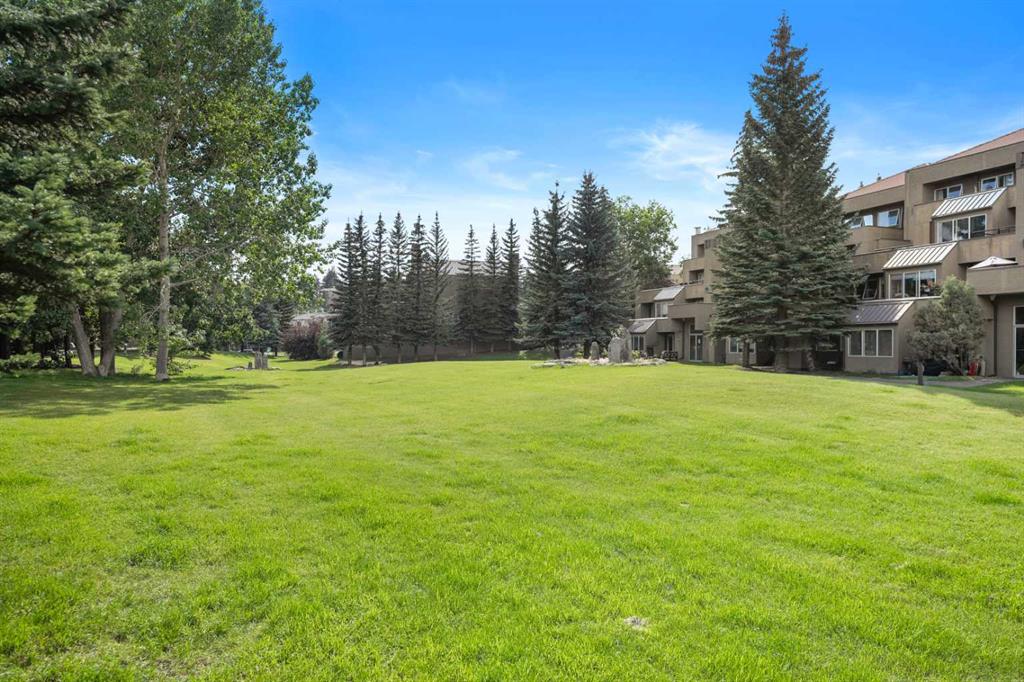 215 Village Terrace SW Unit: 2