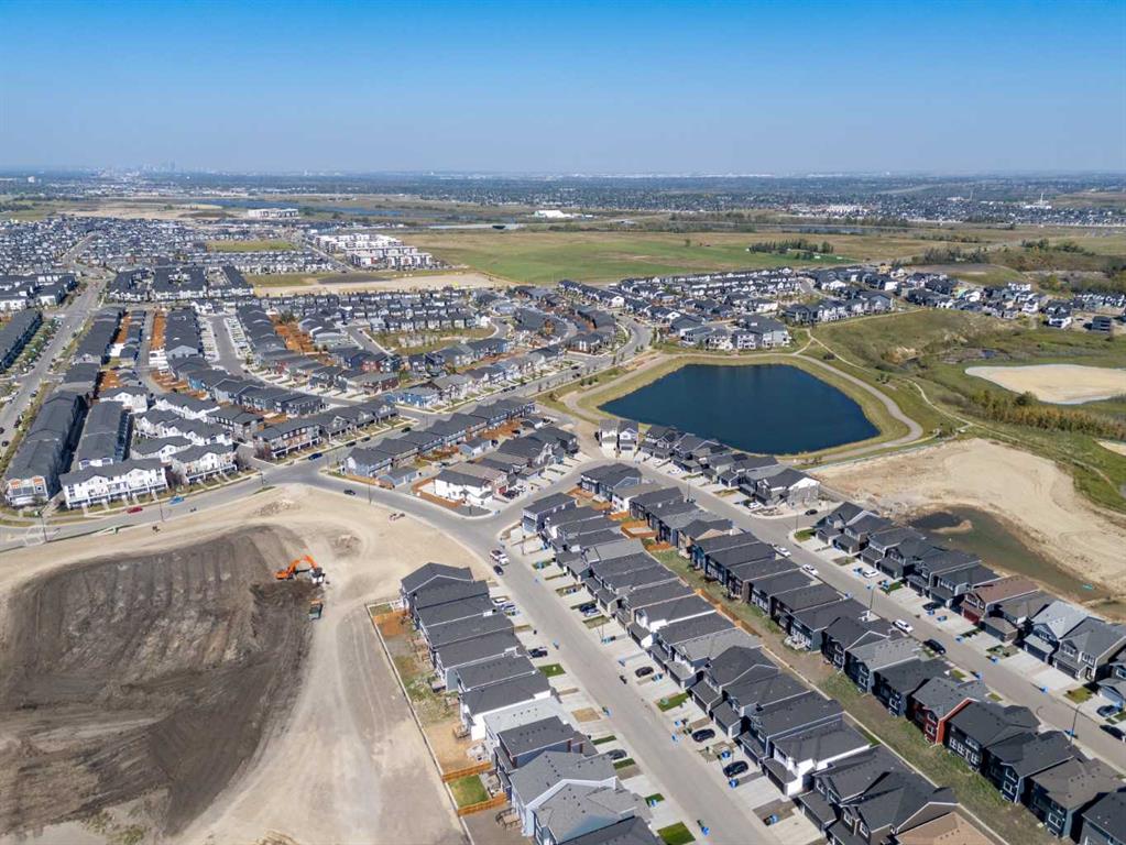 121 Creekstone Landing SW