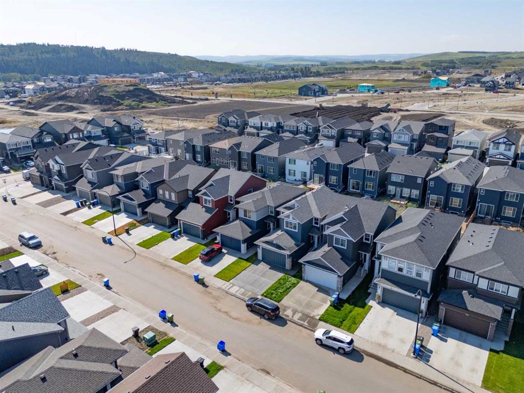 121 Creekstone Landing SW