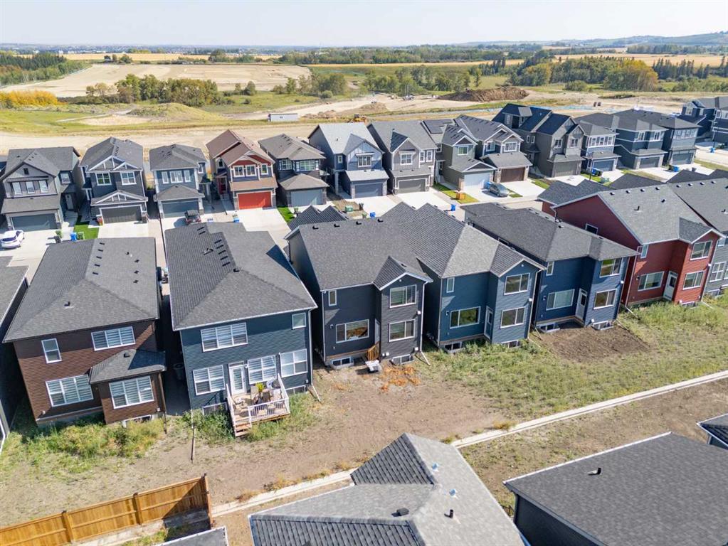 121 Creekstone Landing SW