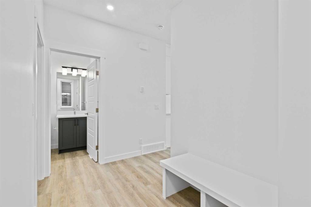 121 Creekstone Landing SW