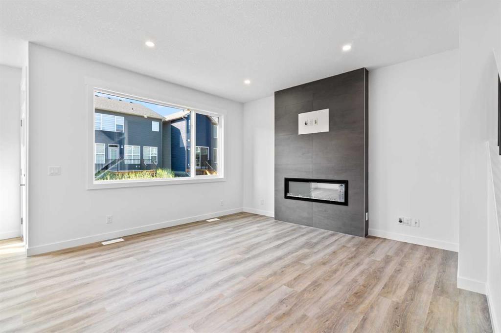 121 Creekstone Landing SW