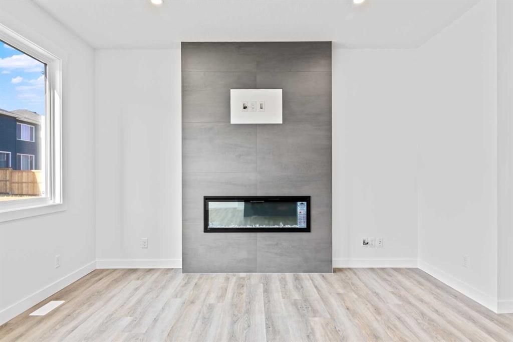 121 Creekstone Landing SW