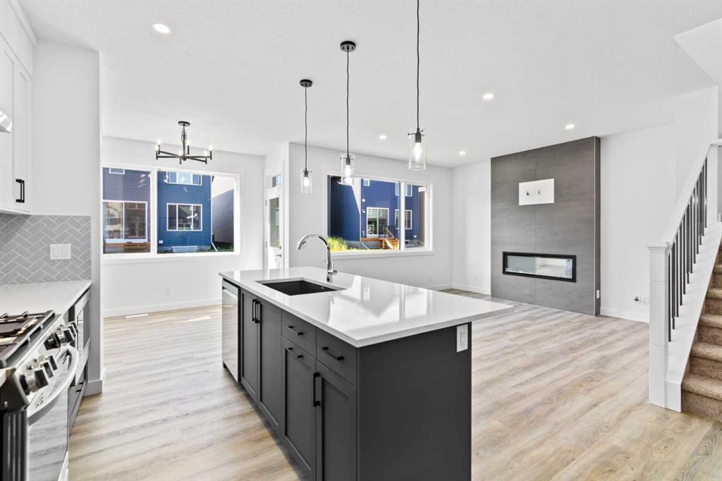 121 Creekstone Landing SW