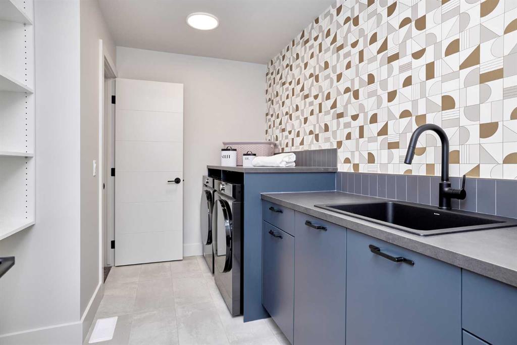 218 Aspen Summit Place SW