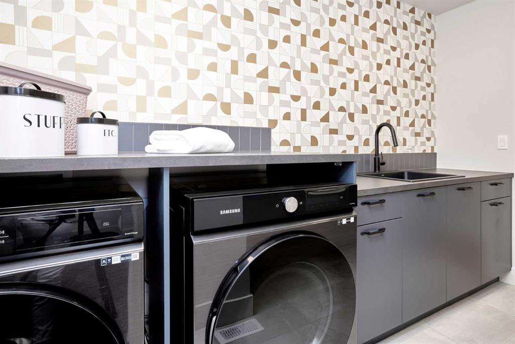 218 Aspen Summit Place SW