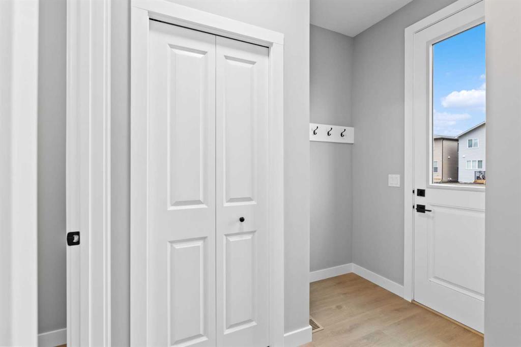 191 Belvedere Crescent SE