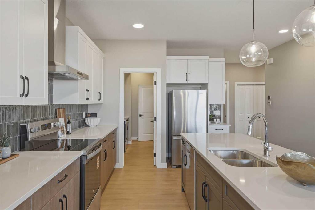 135 Belvedere Crescent SE