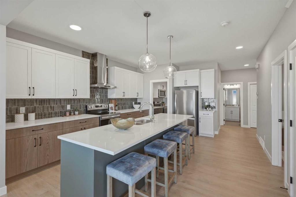 135 Belvedere Crescent SE