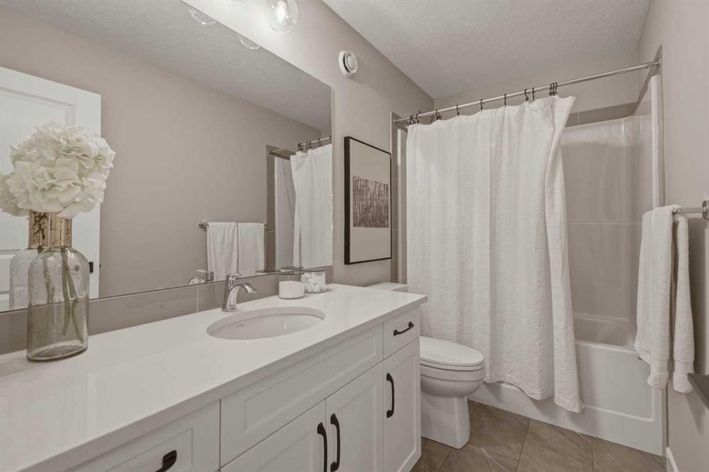 135 Belvedere Crescent SE