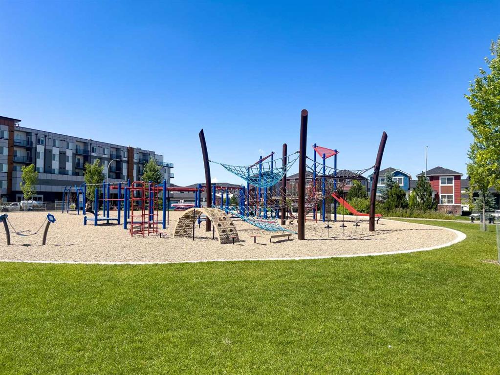 135 Belvedere Crescent SE