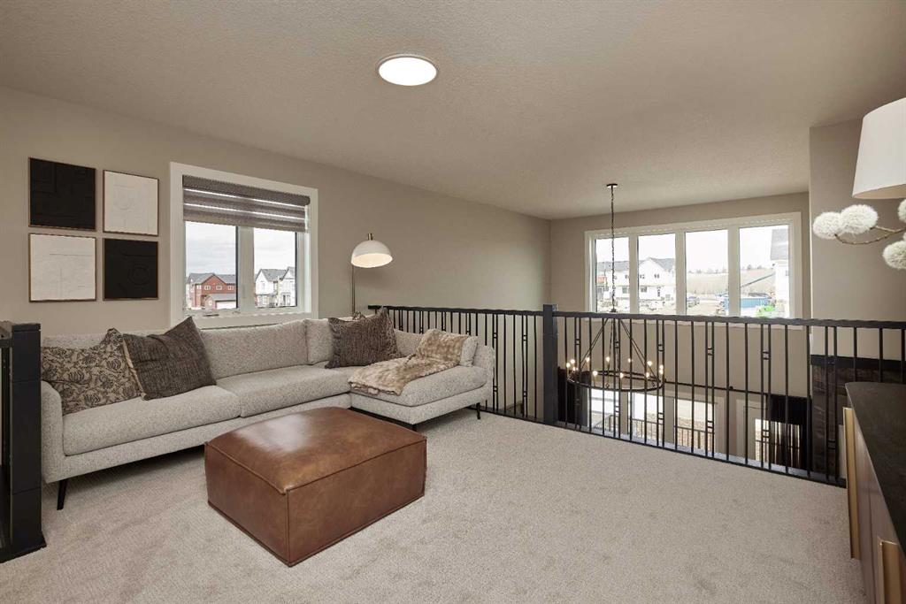 166 Juniper Ridge Crescent