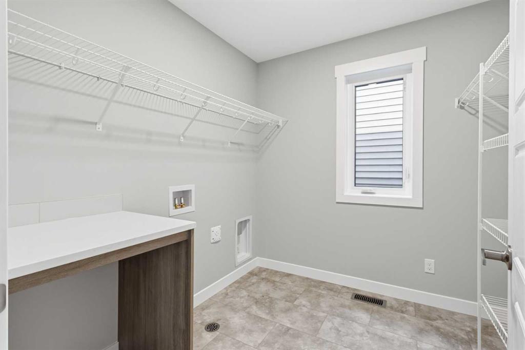 186 Annette Landing NW