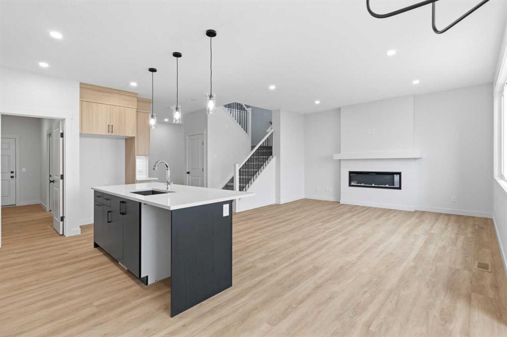 190 Annette Landing NW