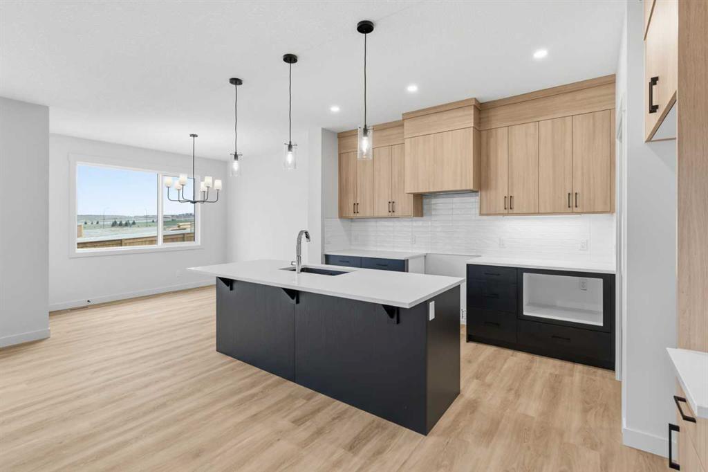 190 Annette Landing NW