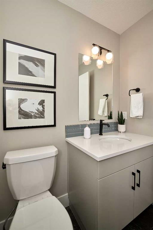 166 Juniper Ridge Crescent