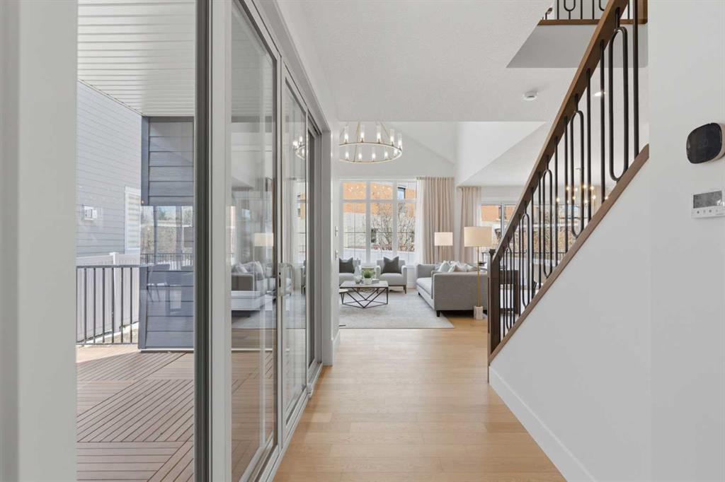 378 Bessborough Drive SW